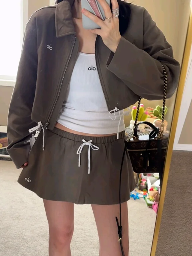 Alo Matching Sets Cropped zip-up jacket and drawstring mini skirt set product detail image 7