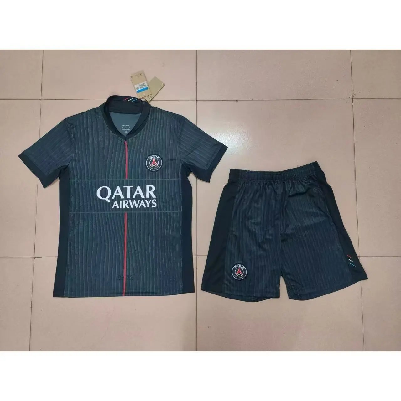 Flamengo Home Jersey and Shorts Set Red Black White - 50