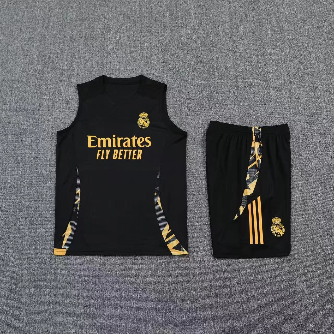 Arsenal FC x Adidas Training Set Multicolor Vest and Black Shorts - 10