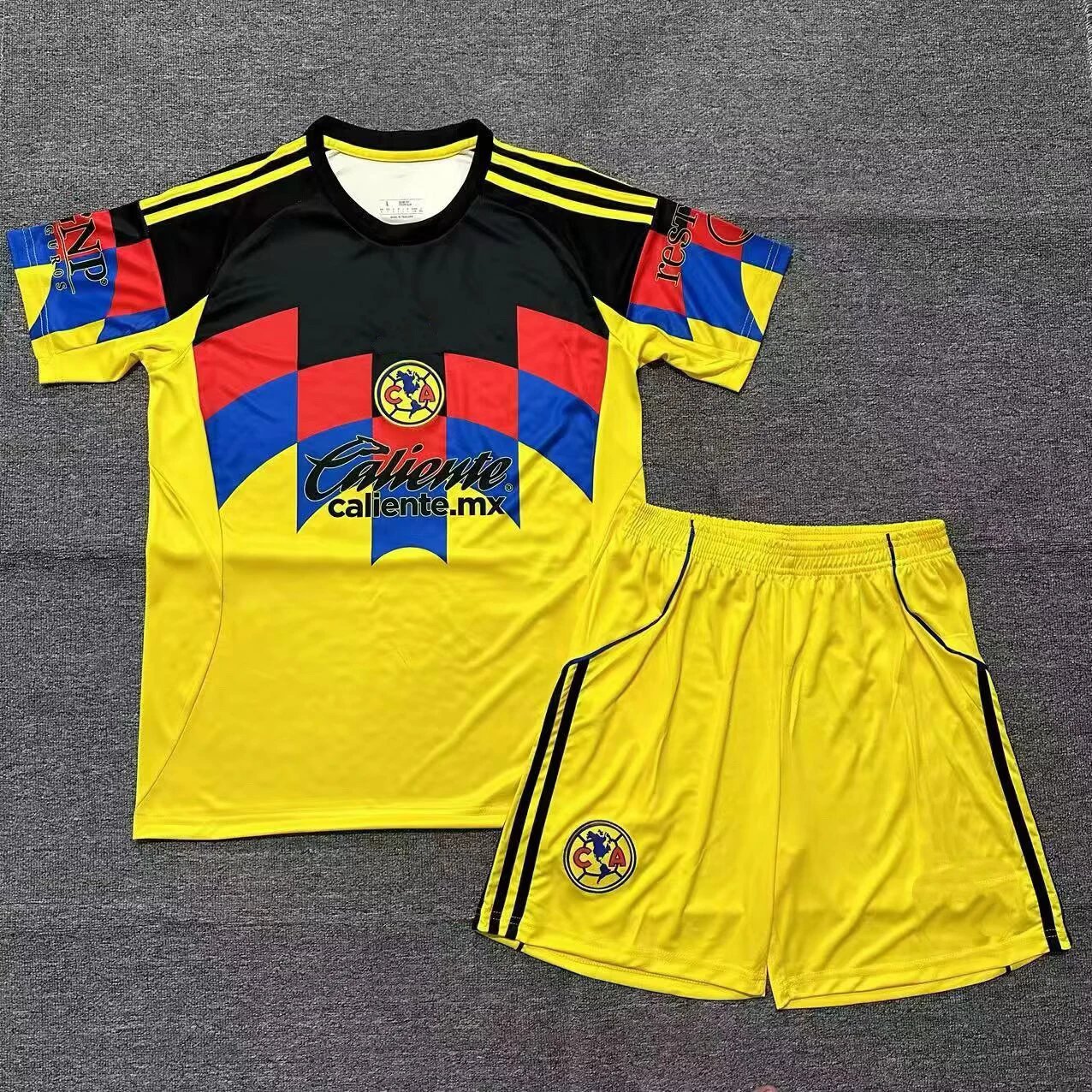 Flamengo Home Jersey and Shorts Set Red Black White - 35