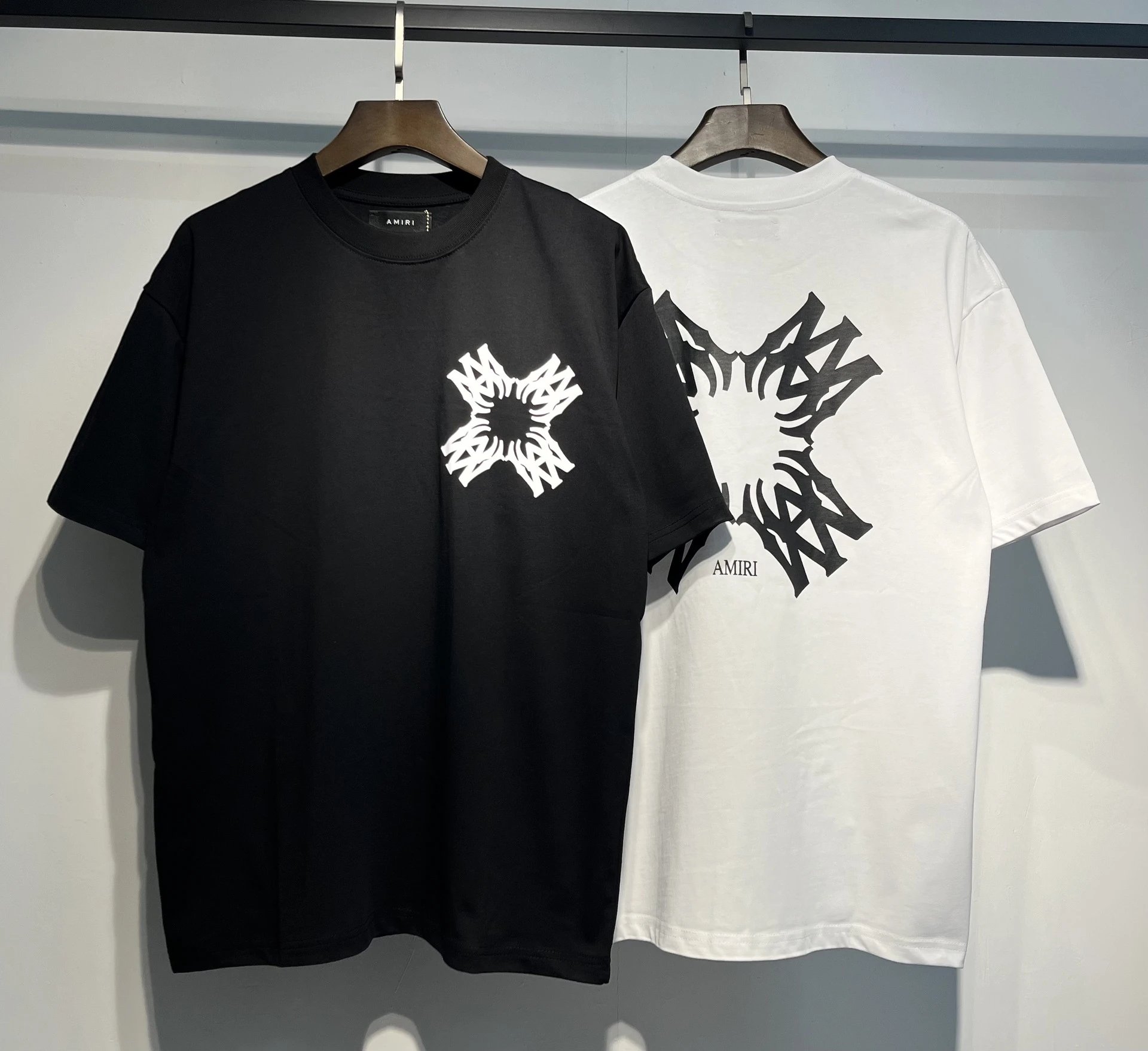 Amiri AMIRI Logo Print Black T-Shirt - 15