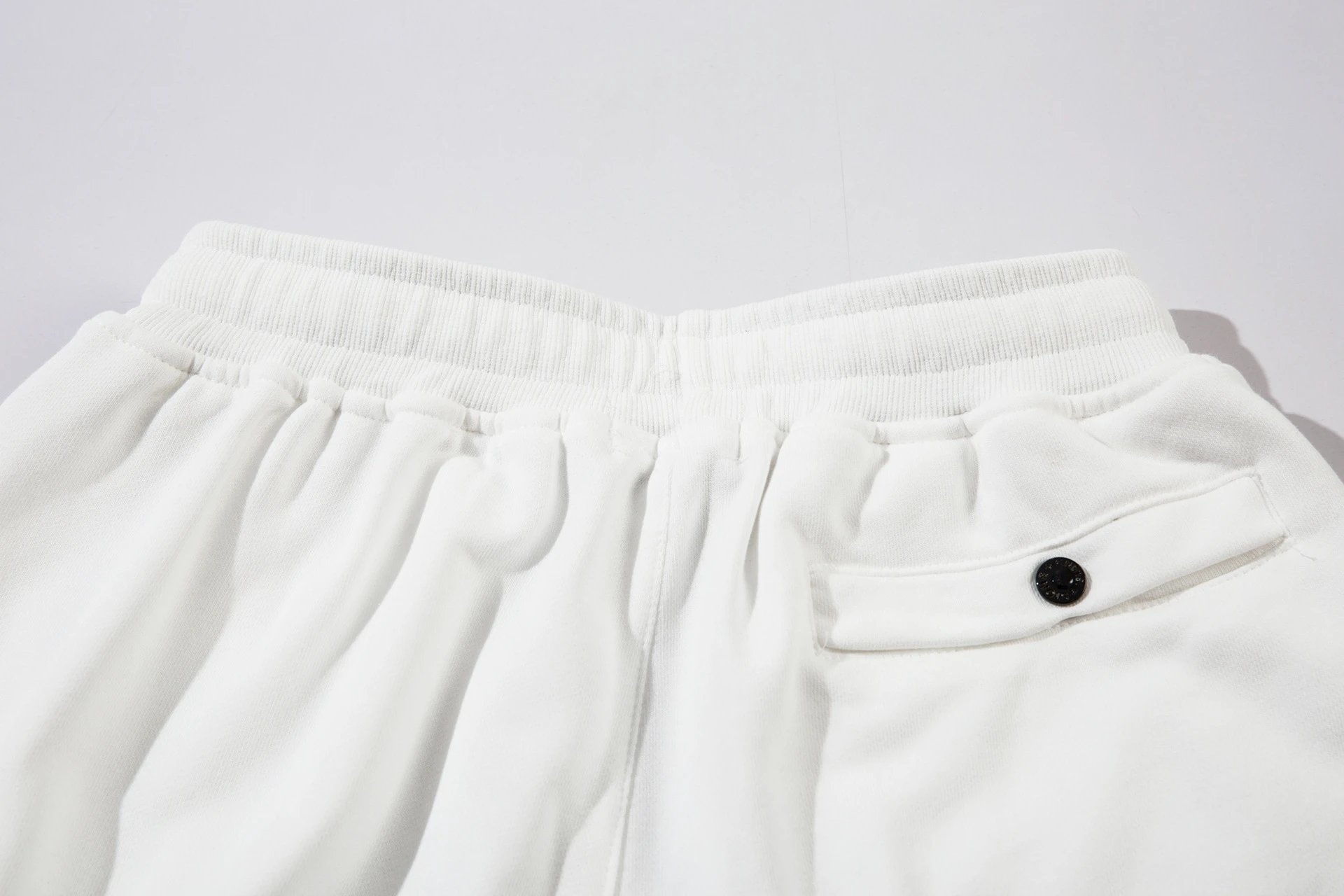 Stone Island Cargo Shorts Beige - 26