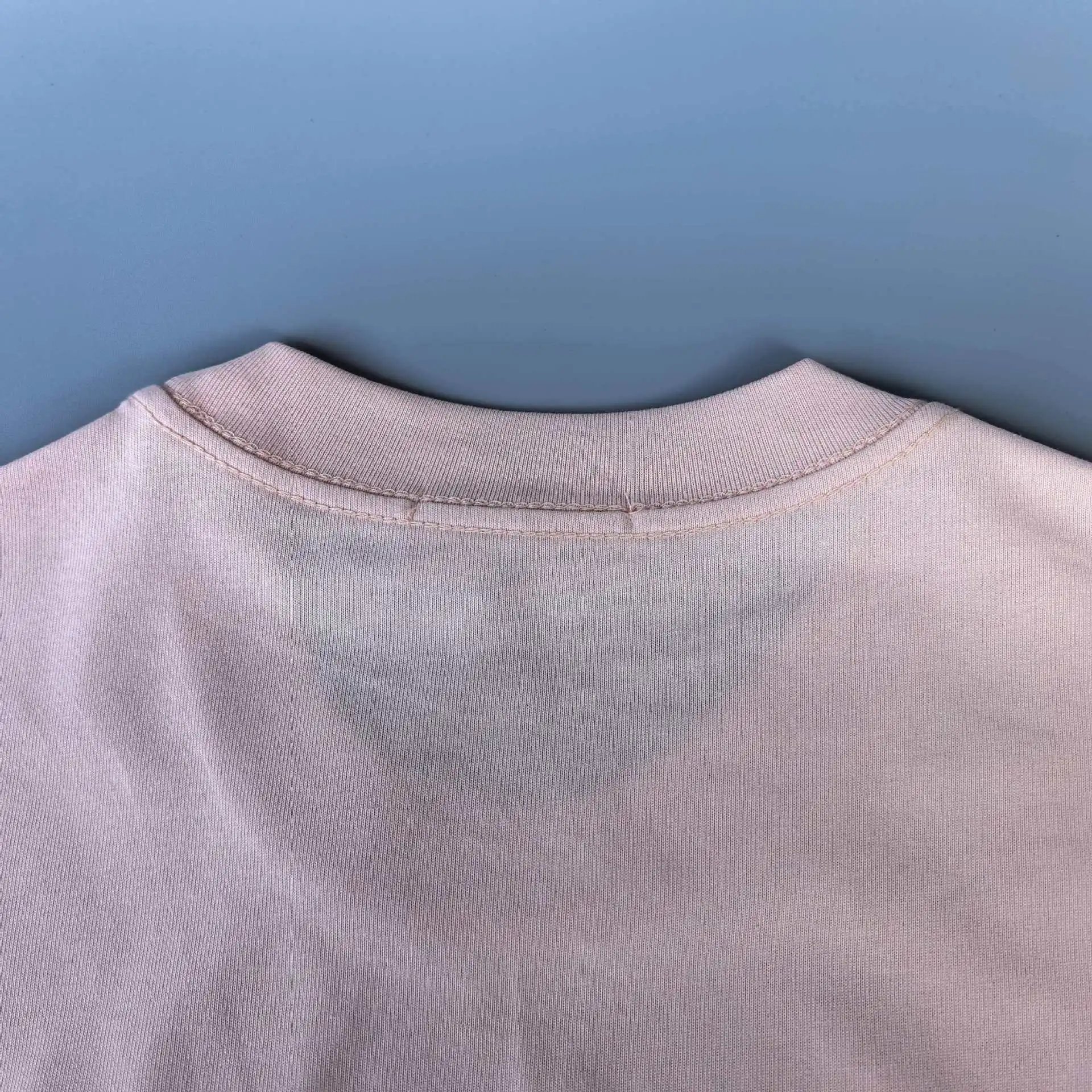Design Minimalist Patch T-Shirt Dusty Pink T-Shirt - 33