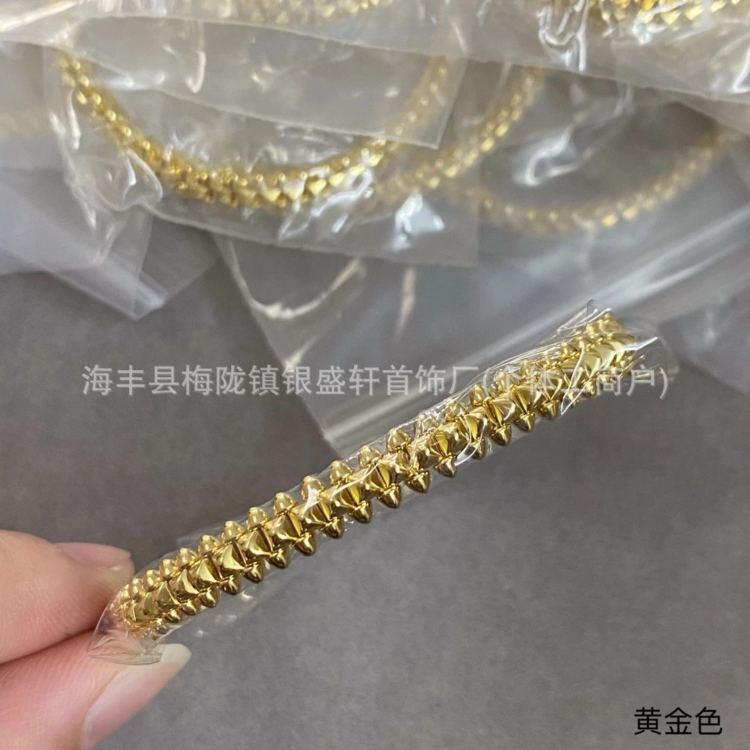 Design Textured Gold Bangle and Hoop Earrings Set Jewelry - 4