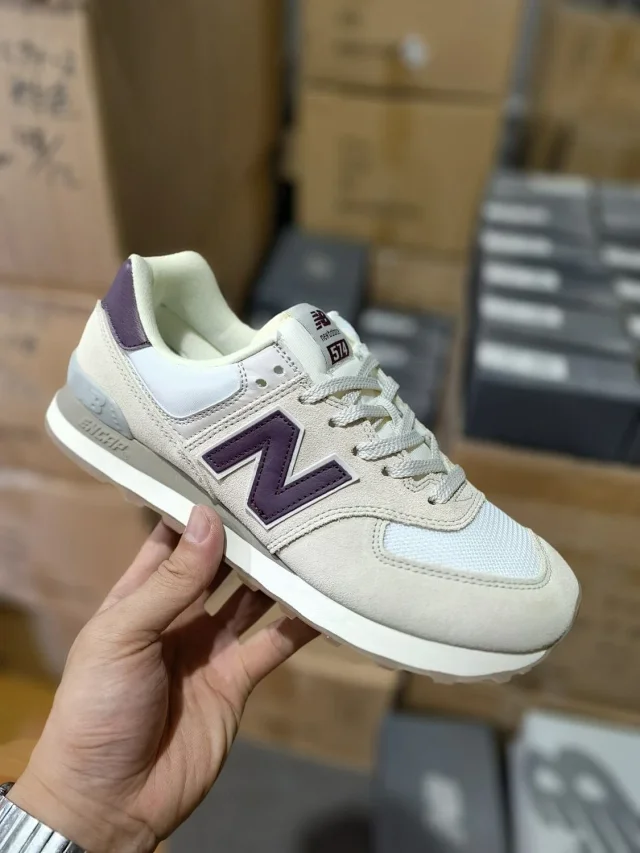 New Balance Sneakers 574 product detail image 2