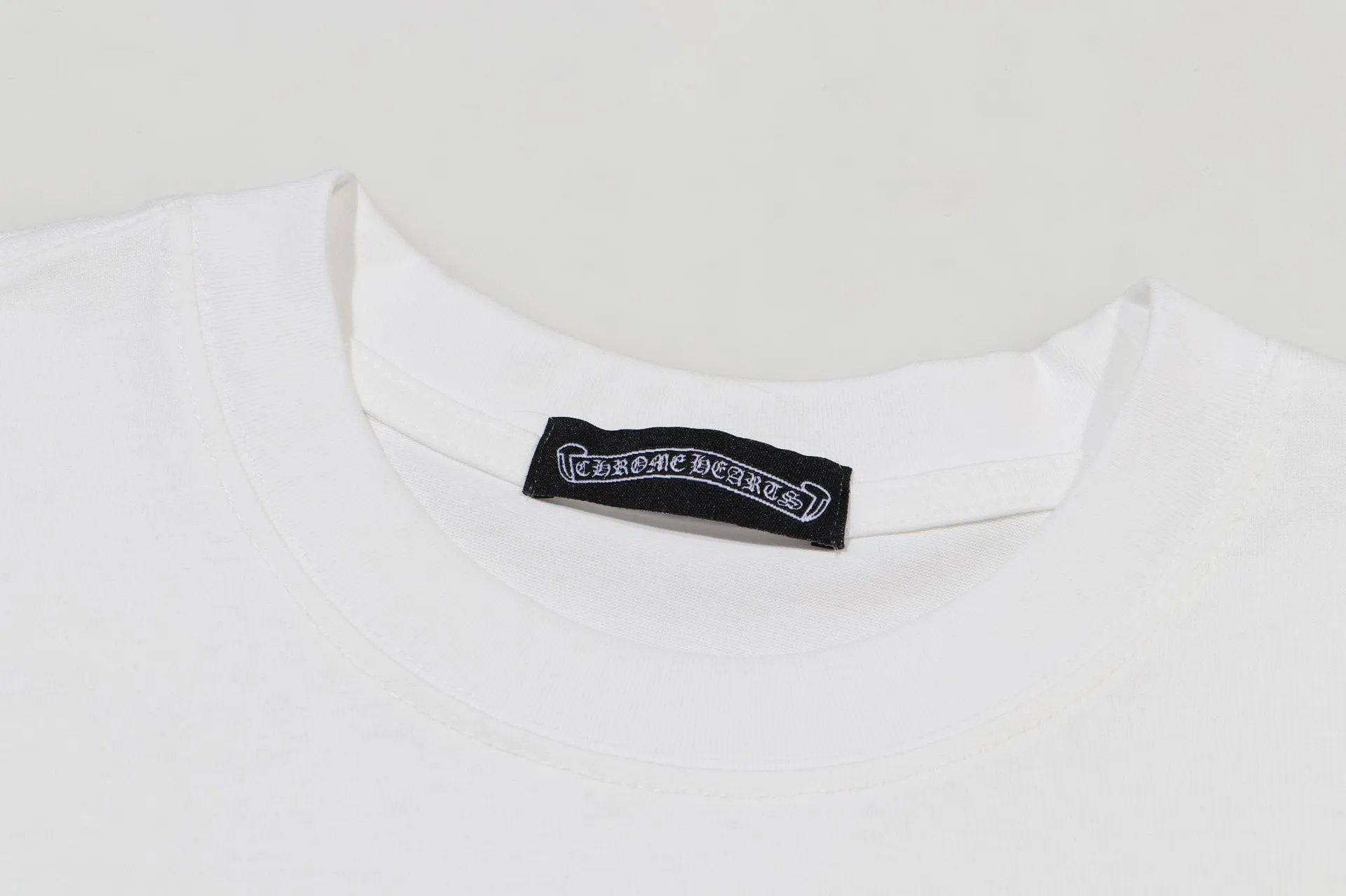 Versace Medusa Embroidered White T-Shirt - 13