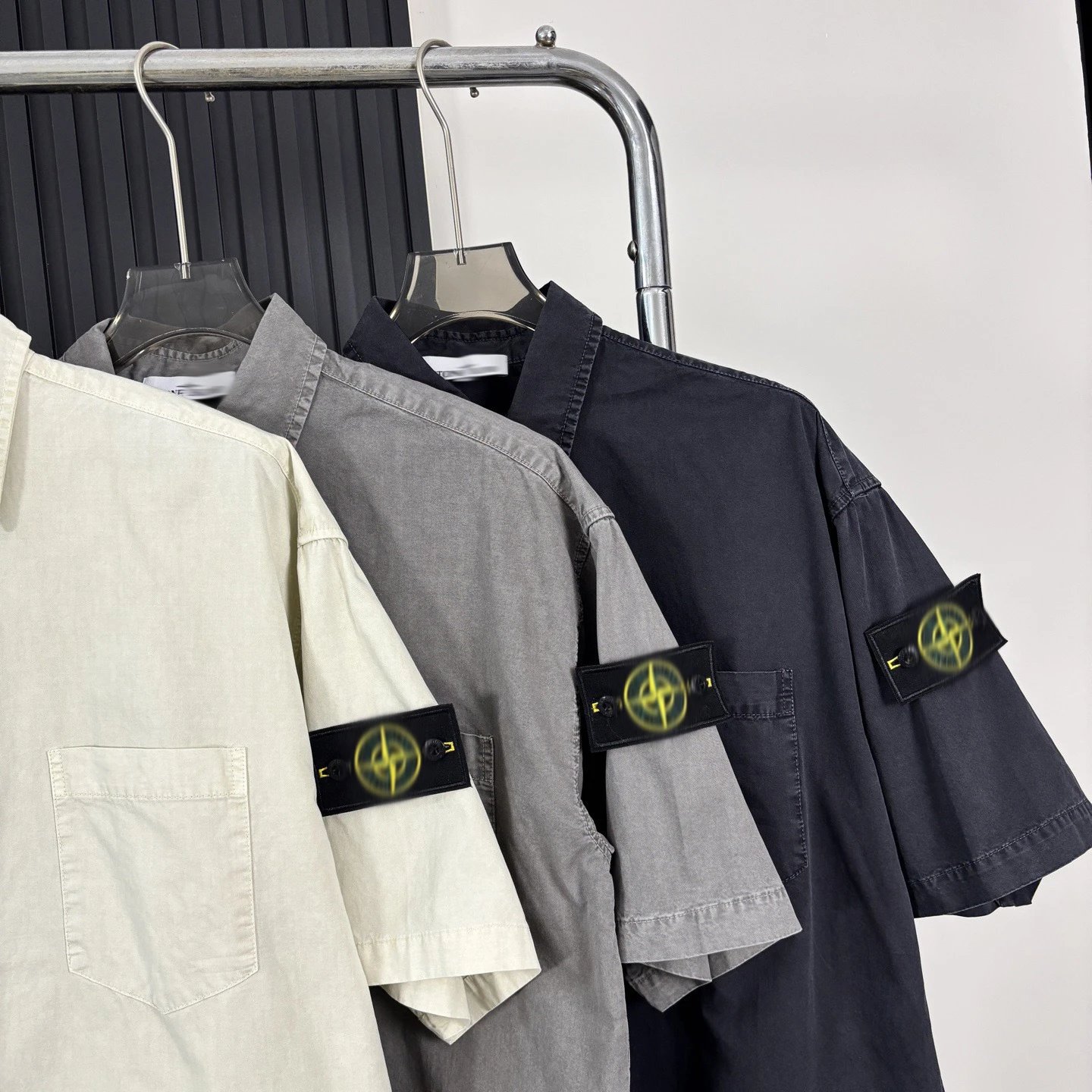Stone Island Short-Sleeve Oversized Shirt Gray Tops Shirt - 3