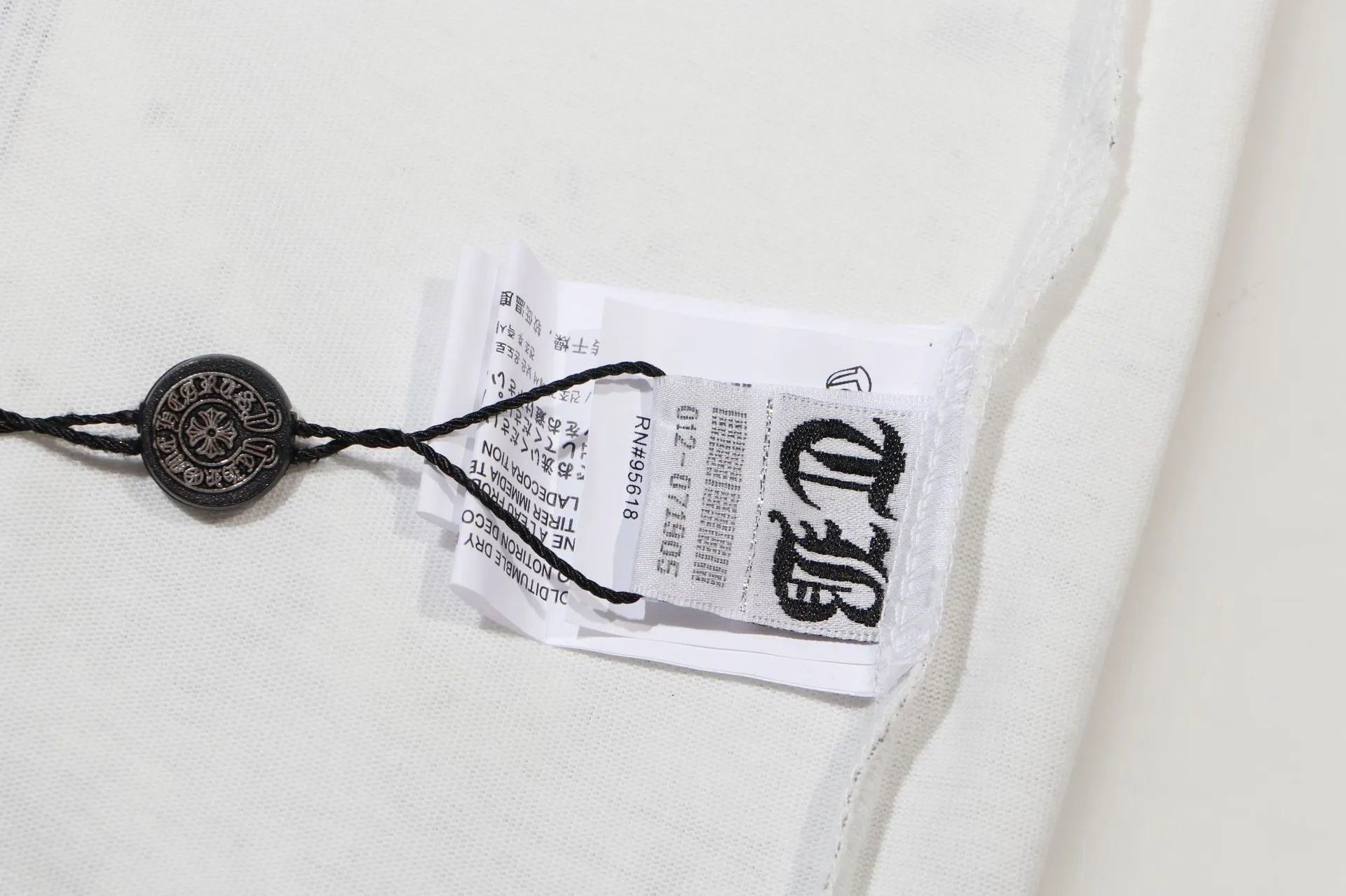Versace Medusa Embroidered White T-Shirt - 15