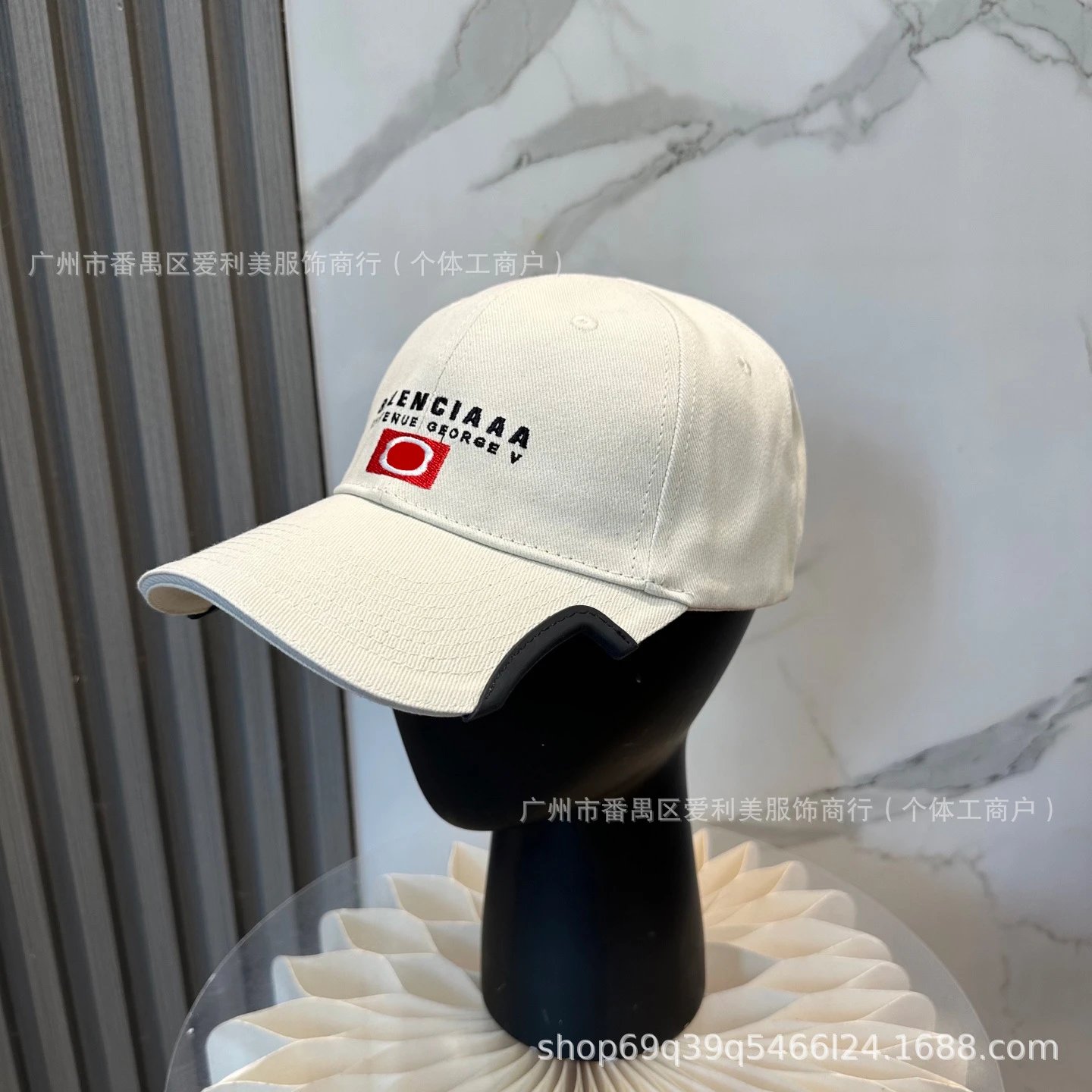 Balenciaga Logo Patch Baseball Cap Beige - 4