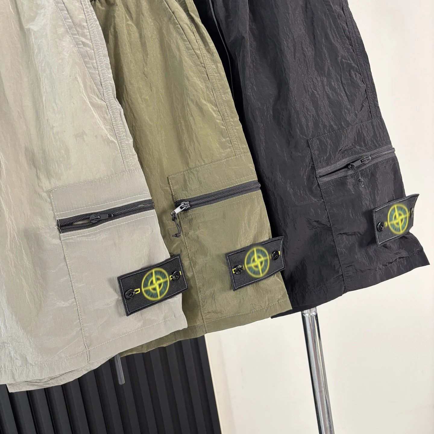 Stone Island Shadow Project Cargo Shorts Olive Green - 7