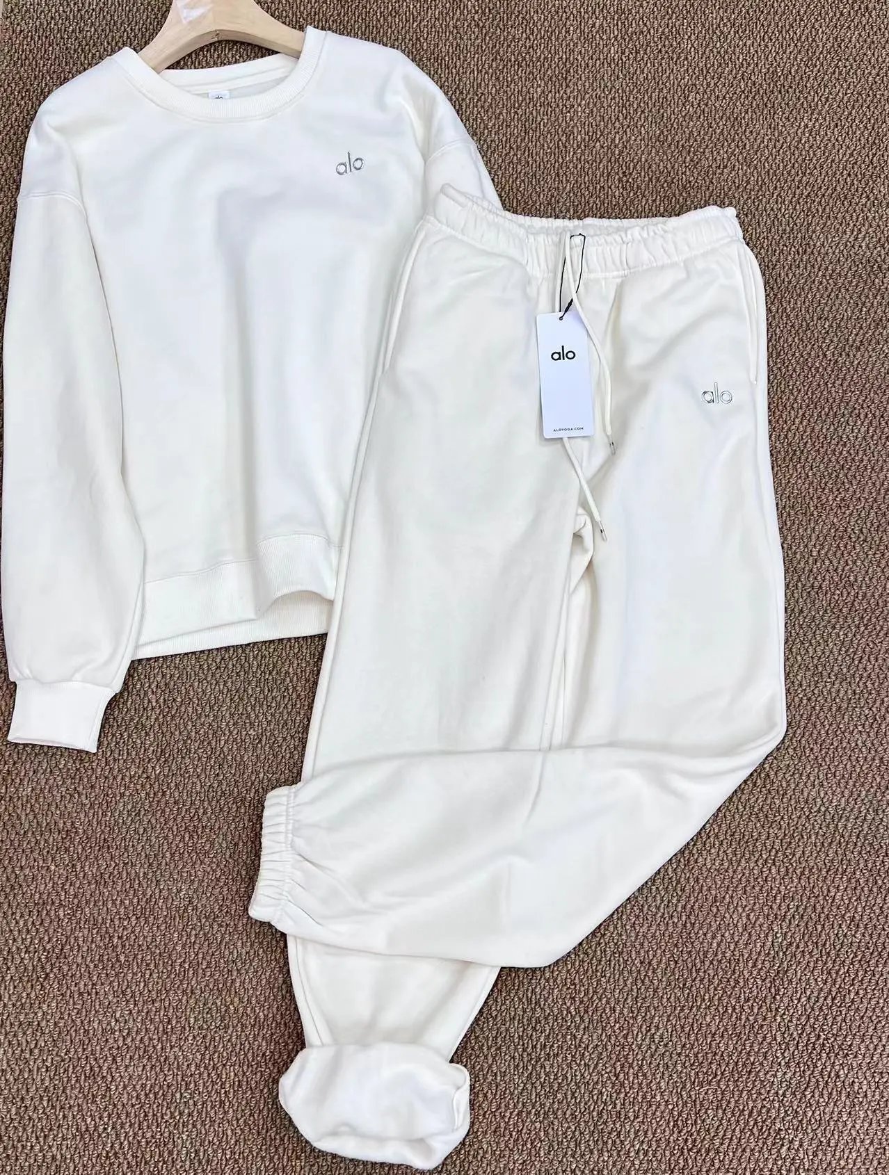 Alo Yoga Essential Crewneck Sweatshirt and Jogger Set Sky Blue - 6