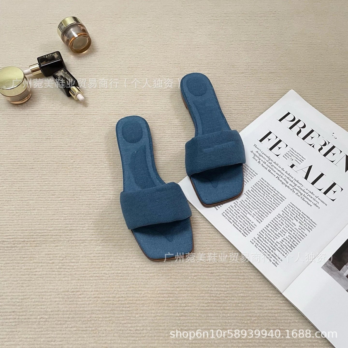 Design Square-Toe Slide Sandals Black Slippers - 5