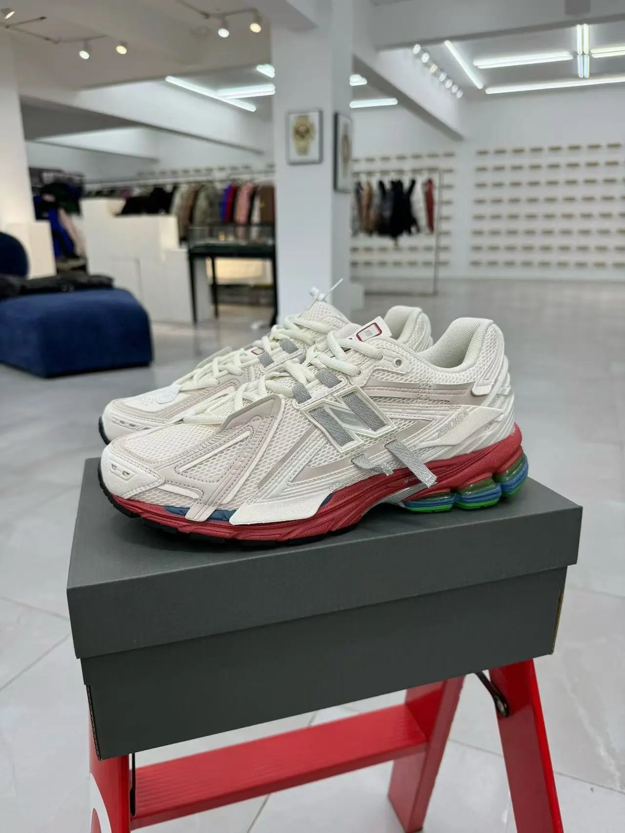 Nlock Sneakers 1906R mesh running — Deconstructing White and Red