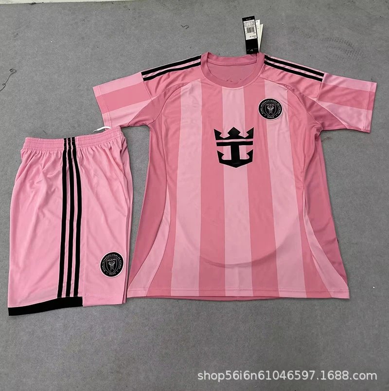 Design Feyenoord FC Home Kit Red White Black Jersey and Shorts Jersey - 9