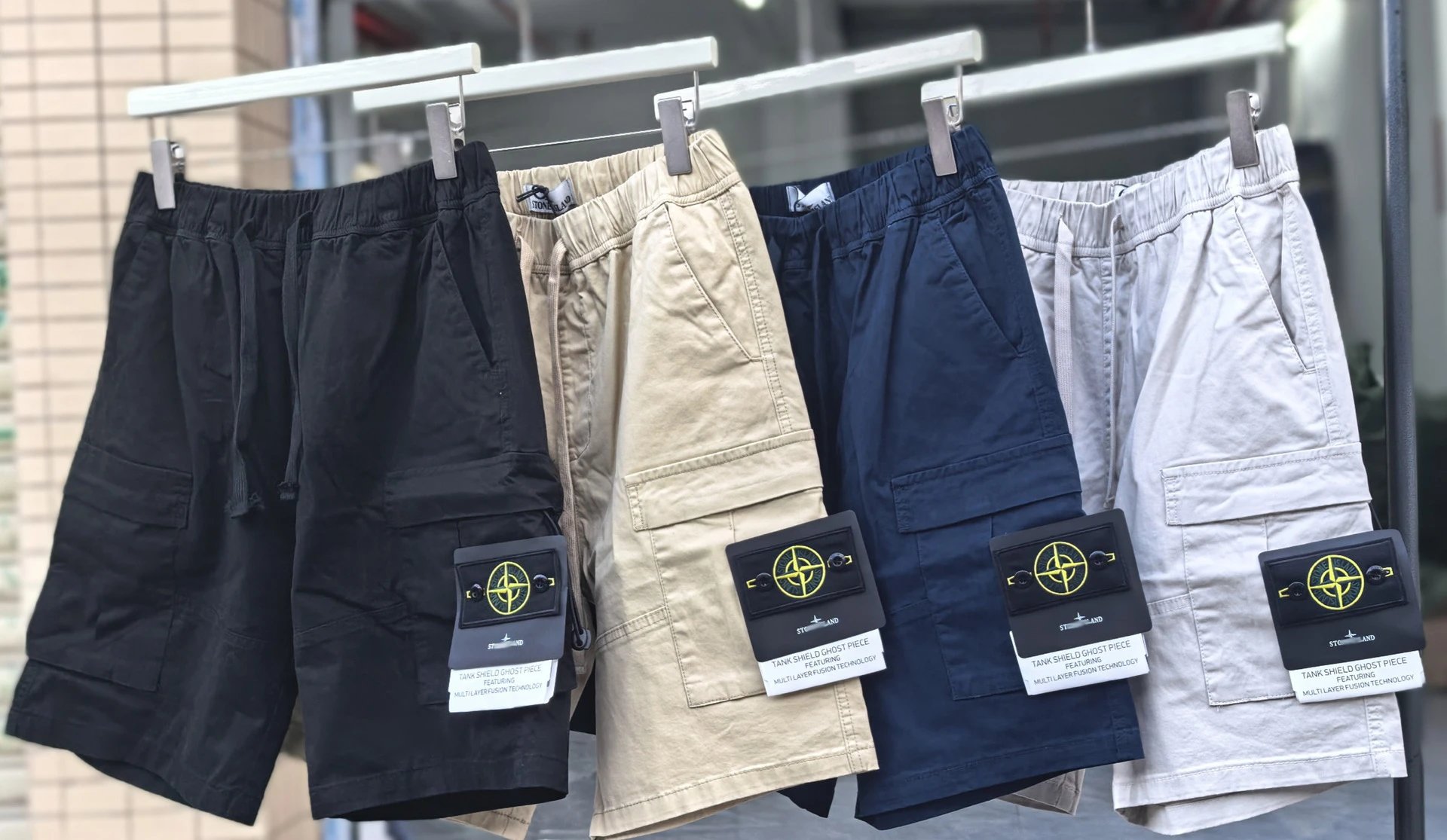 Stone Island Cargo Shorts Black - 3