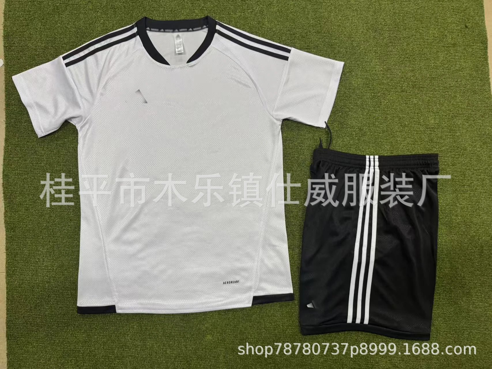 Nike Soccer Kit White / Black Jersey Shorts Socks Cleats - 15