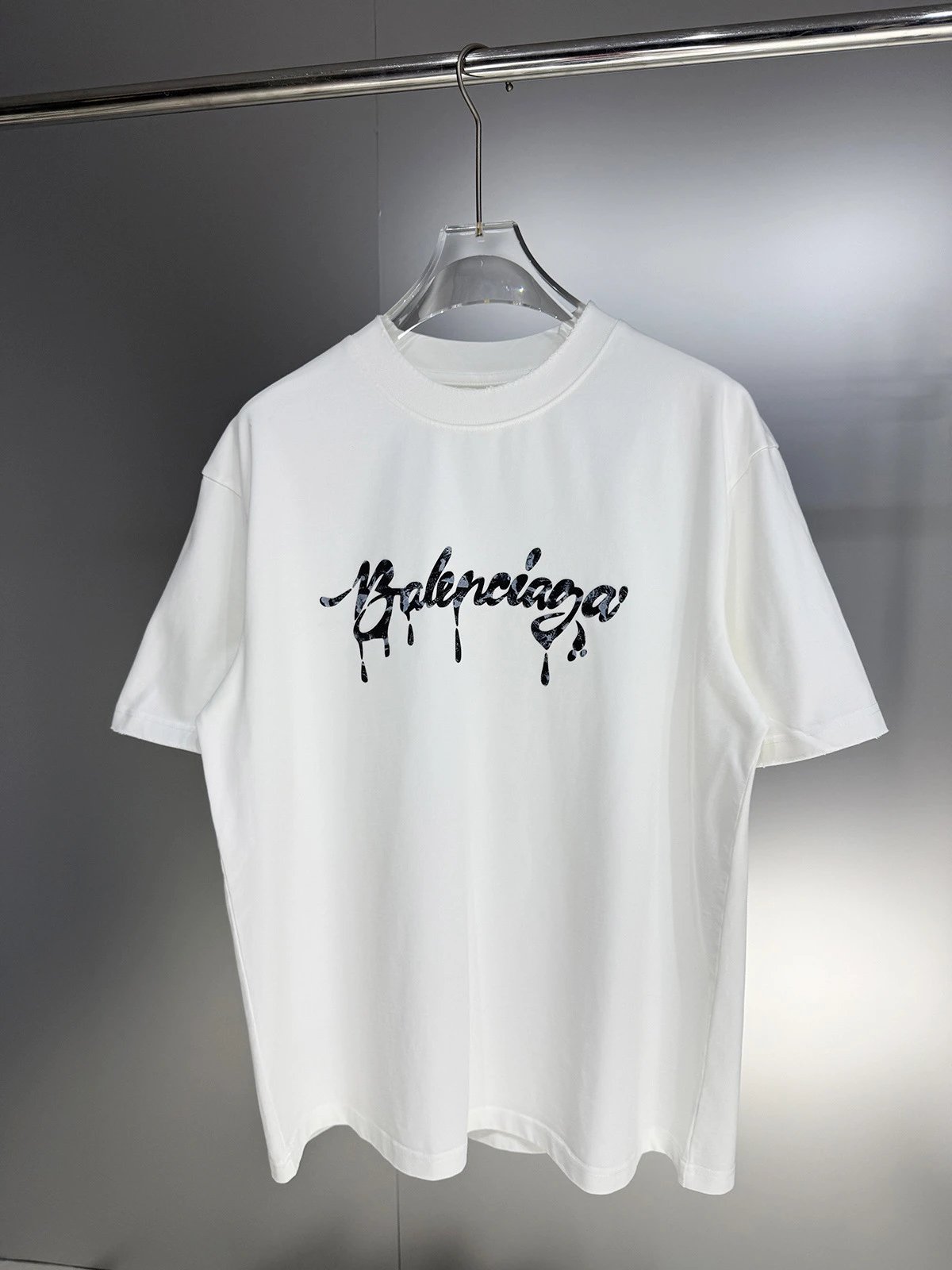 Lululemon Logo Tee White T-Shirt - 11