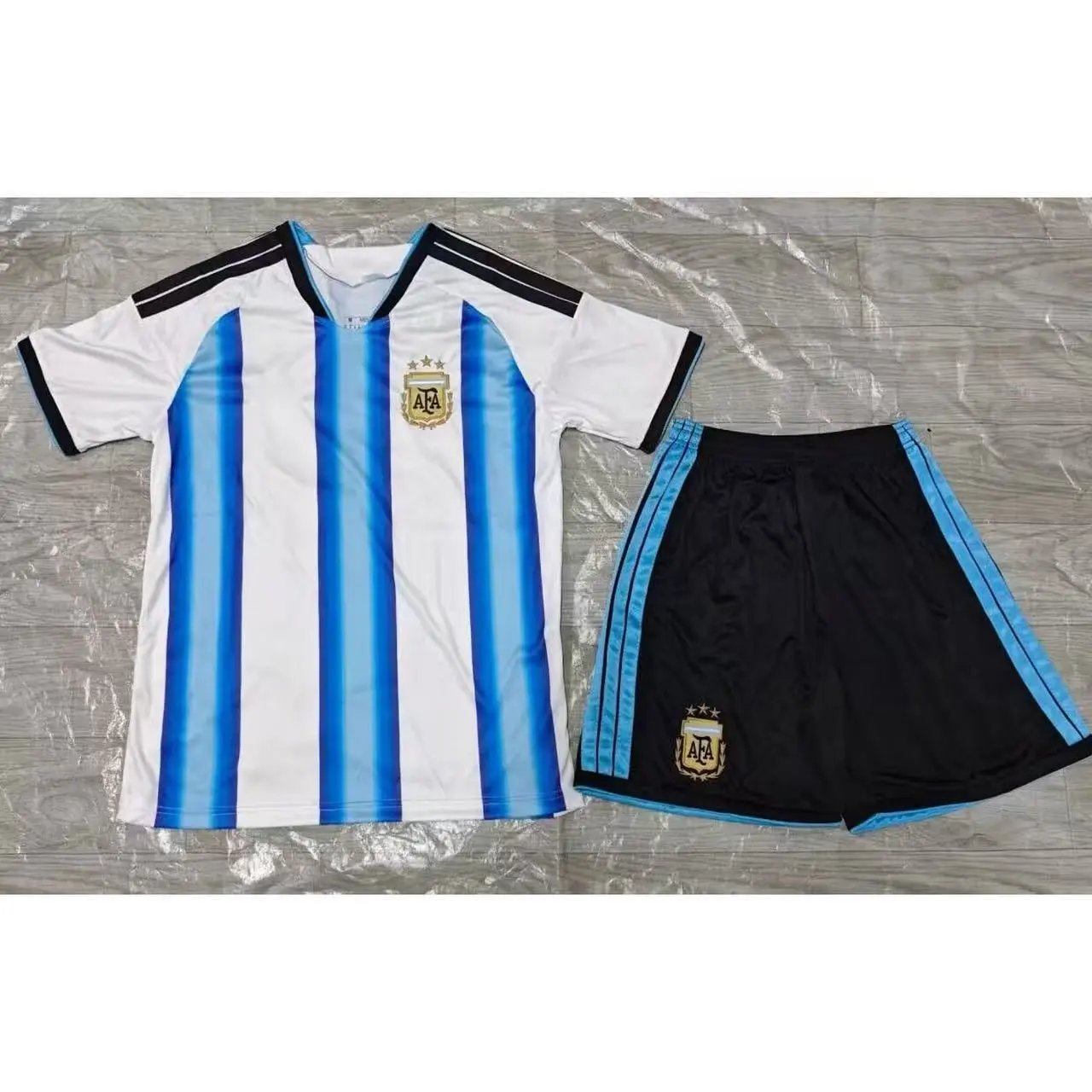 Flamengo Home Jersey and Shorts Set Red Black White - 2