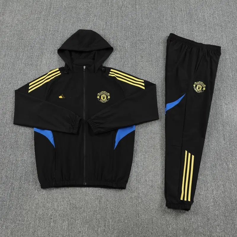 Adidas Manchester United Training Tracksuit Pink / Black - 27