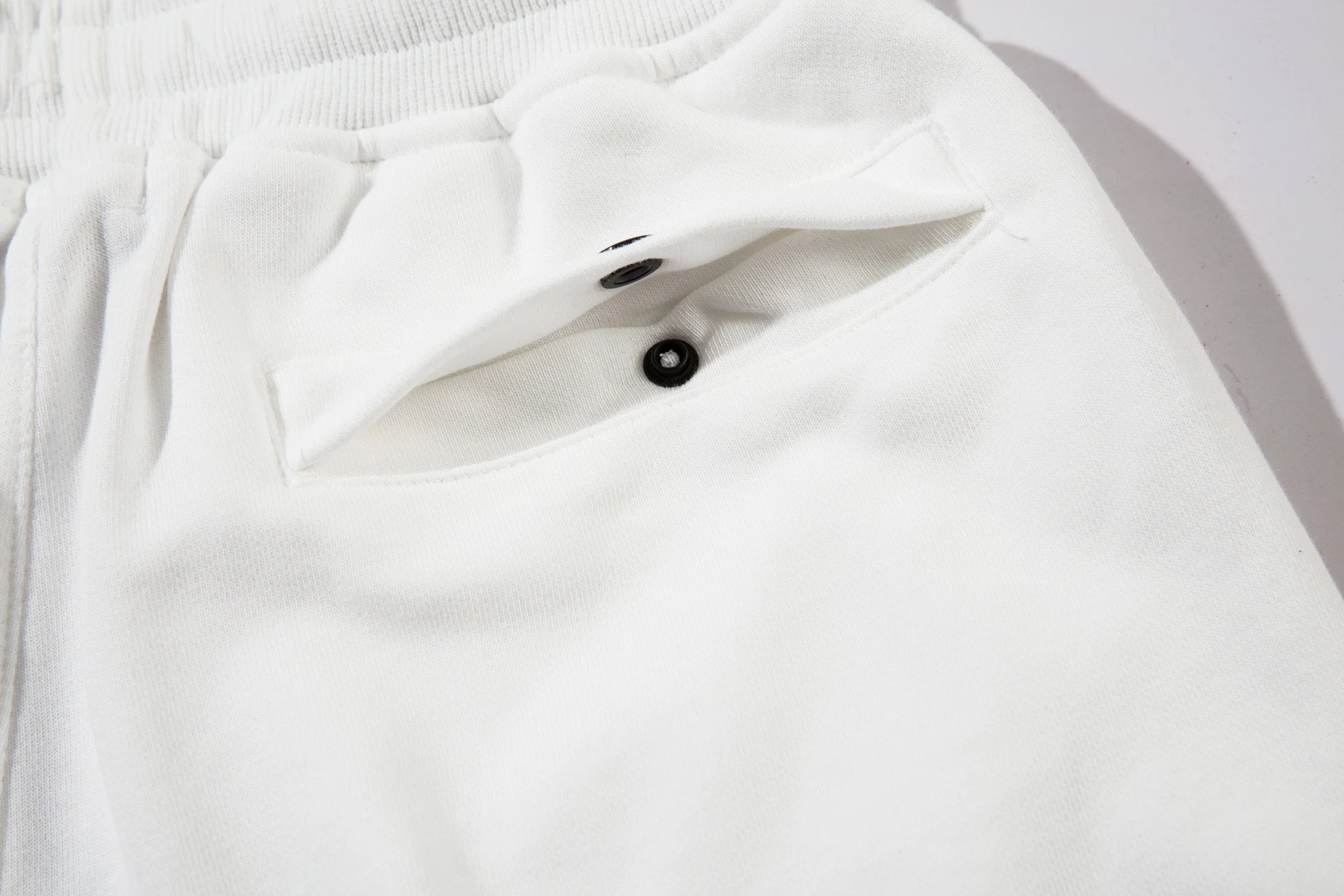 Stone Island Cargo Shorts Beige - 23