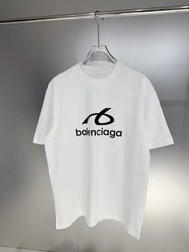 Balenciaga Multiple graphic T-shirt designs product detail image 20
