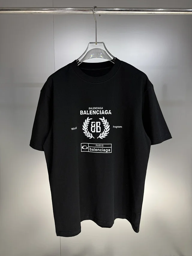 Balenciaga Multiple graphic T-shirt designs product detail image 23