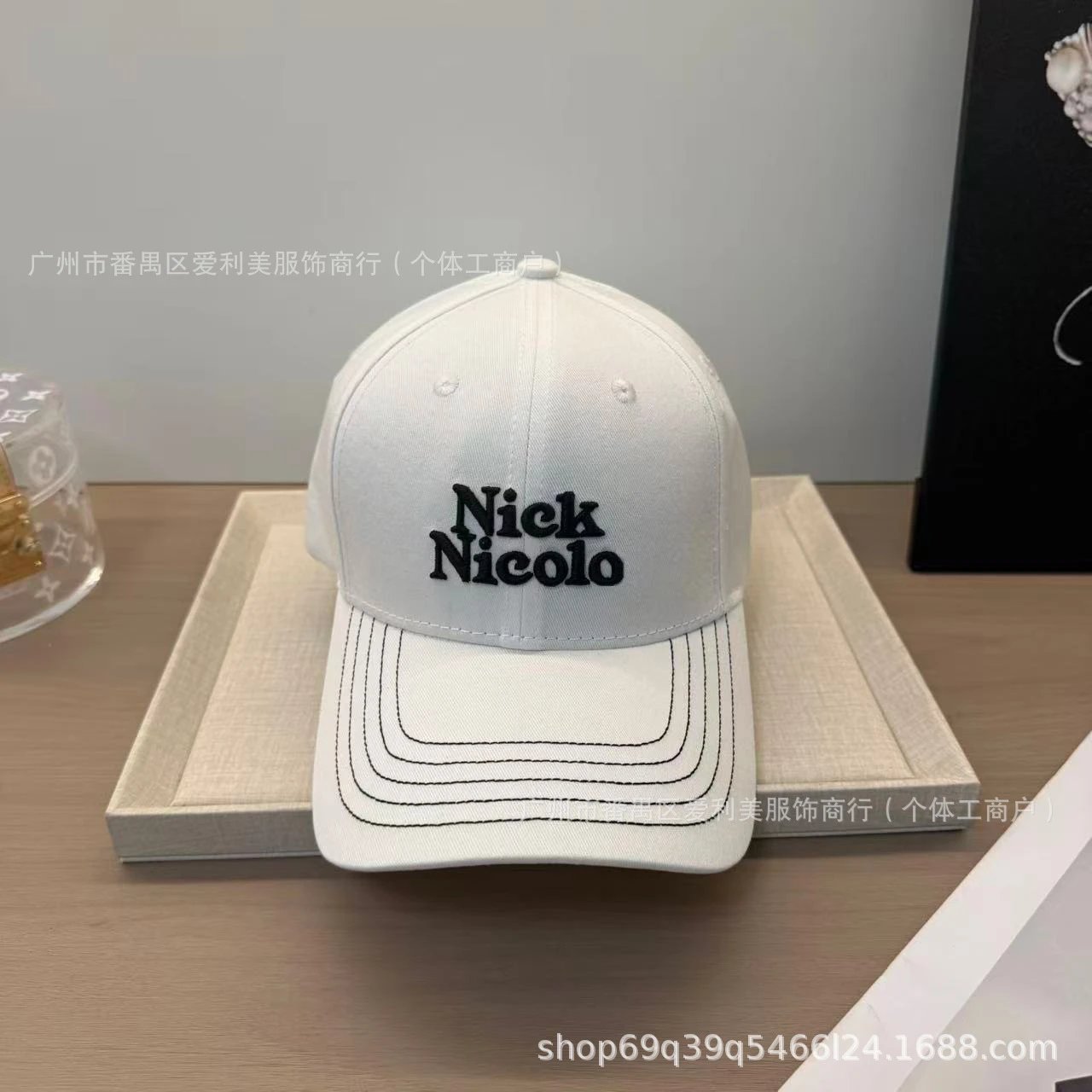 Design Embroidered Logo Beige Baseball Cap - 29