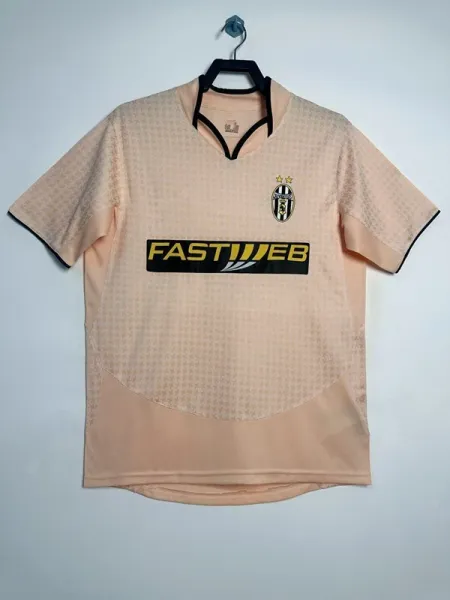 Juventus 2004-05 Third Jersey Peach - 1
