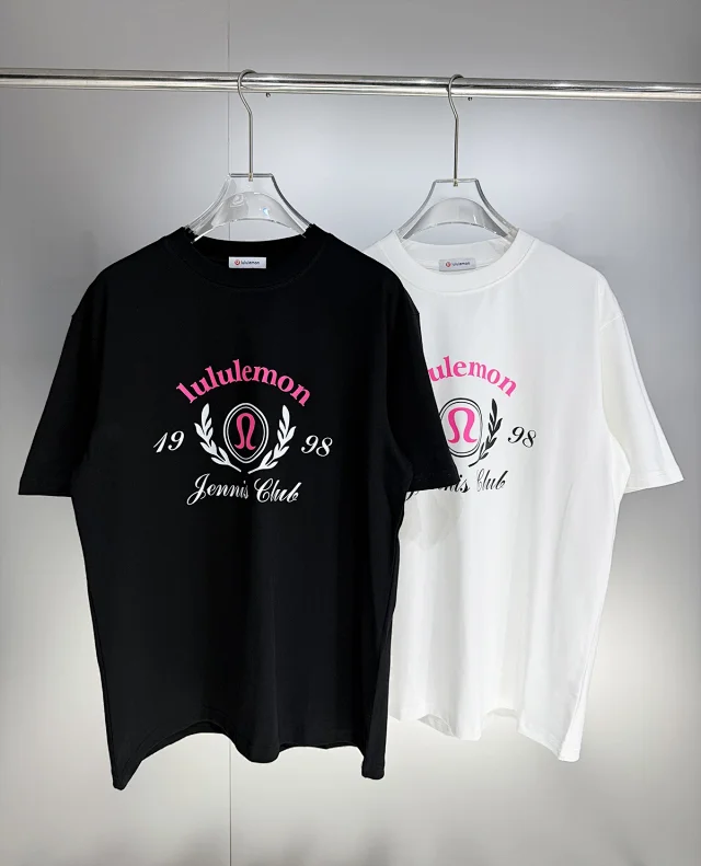 Balenciaga Multiple graphic T-shirt designs product detail image 28