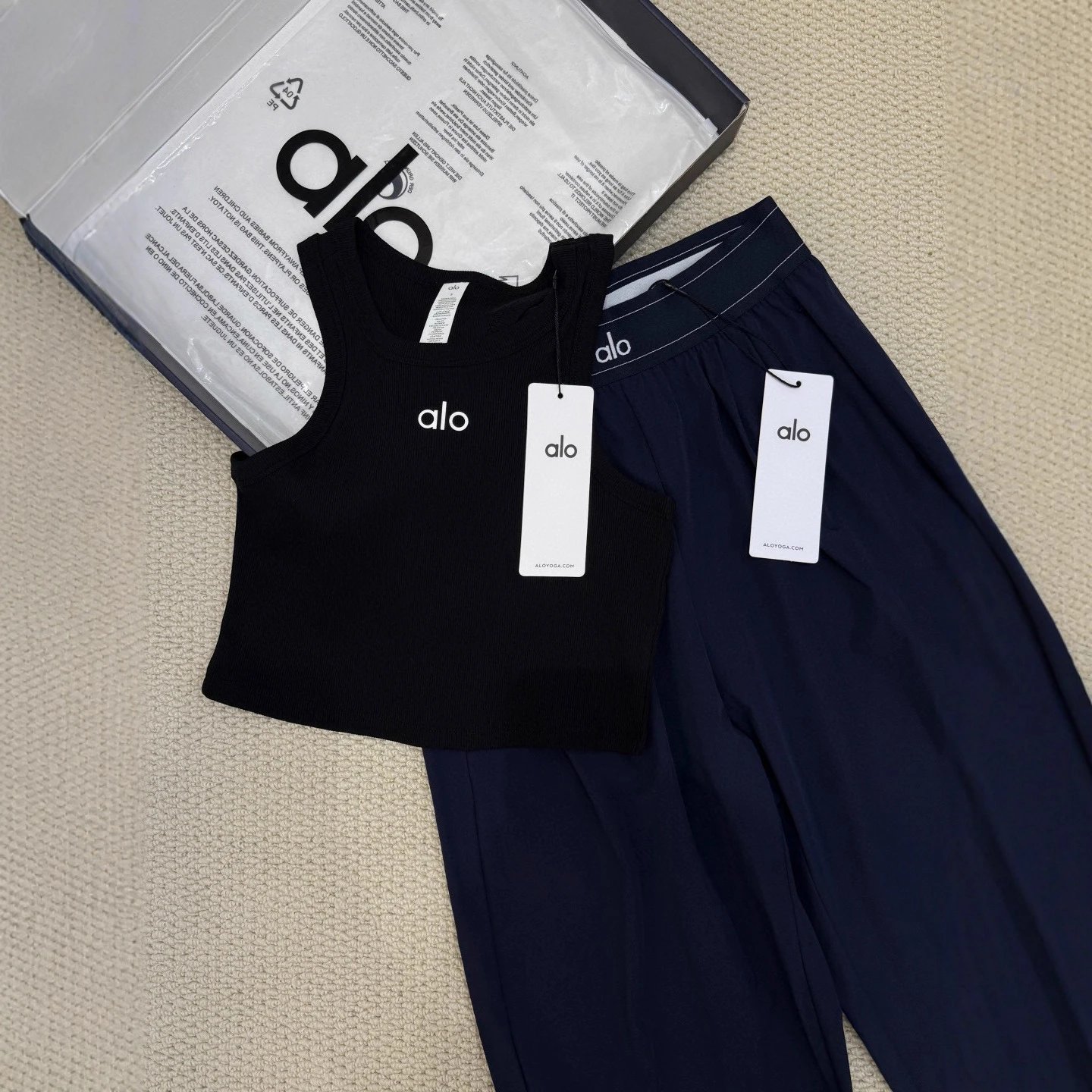 Alo Vests Ribbed Cropped Logo Tank Top image 3