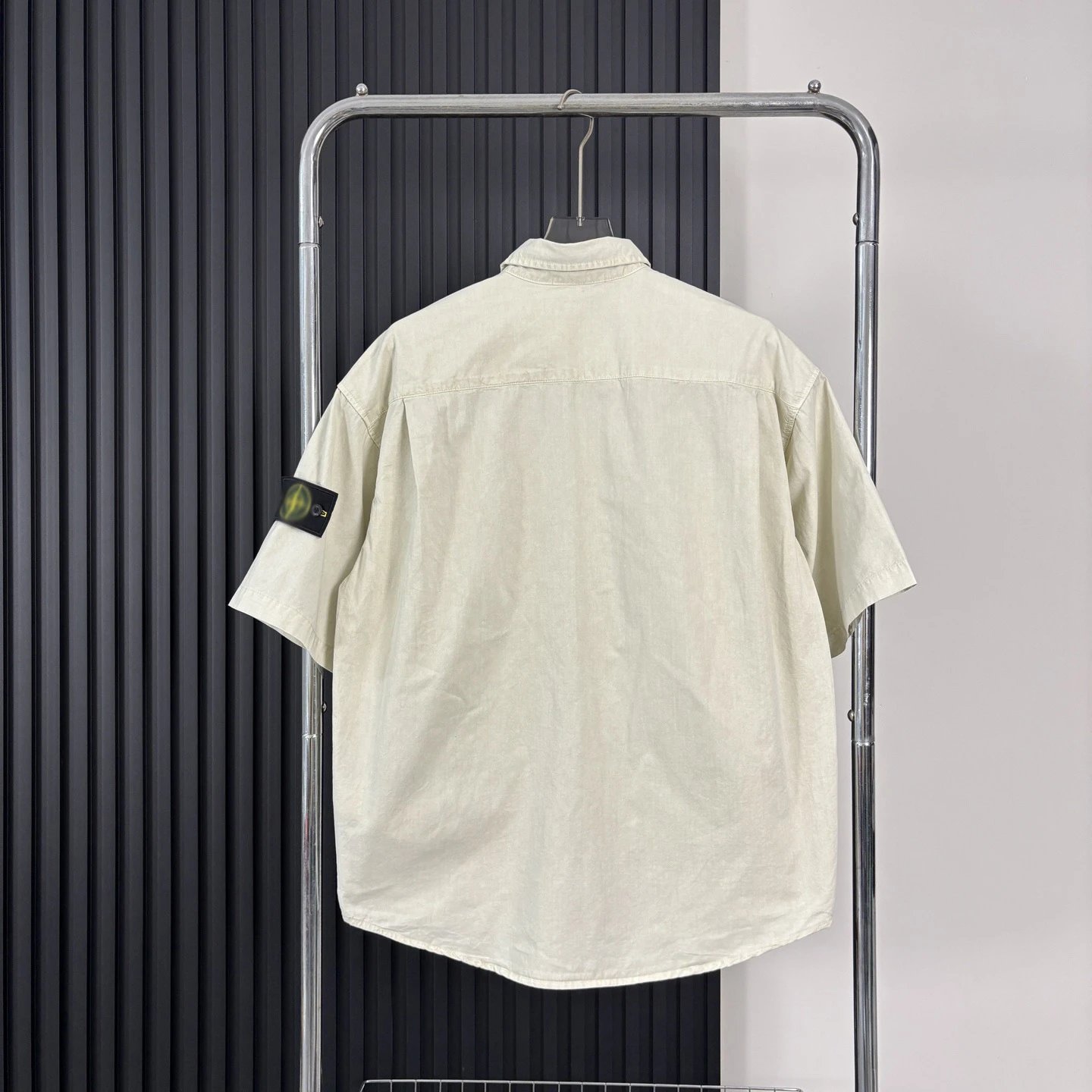 Stone Island Short-Sleeve Oversized Shirt Gray Tops Shirt - 4
