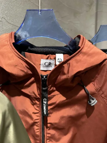 C.P. Company Hooded Windbreaker Jacket Army Green Outerwear - 12