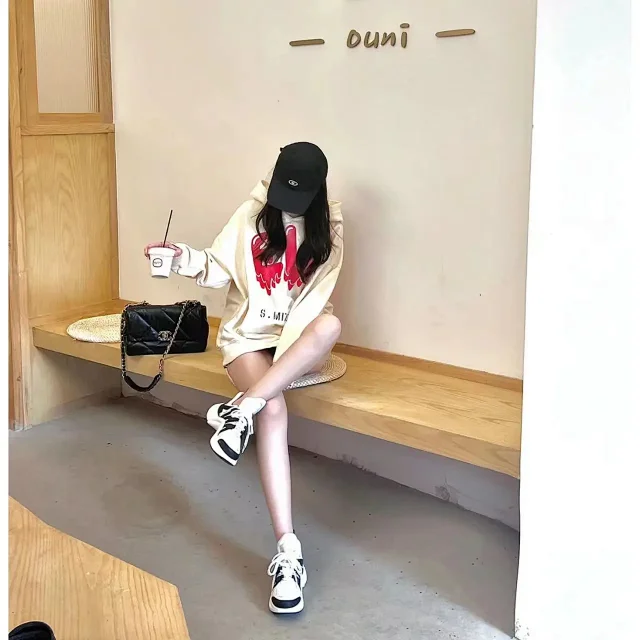 Unbranded Sneakers Chunky high-top lace-up with decorative lace charms product detail image 1