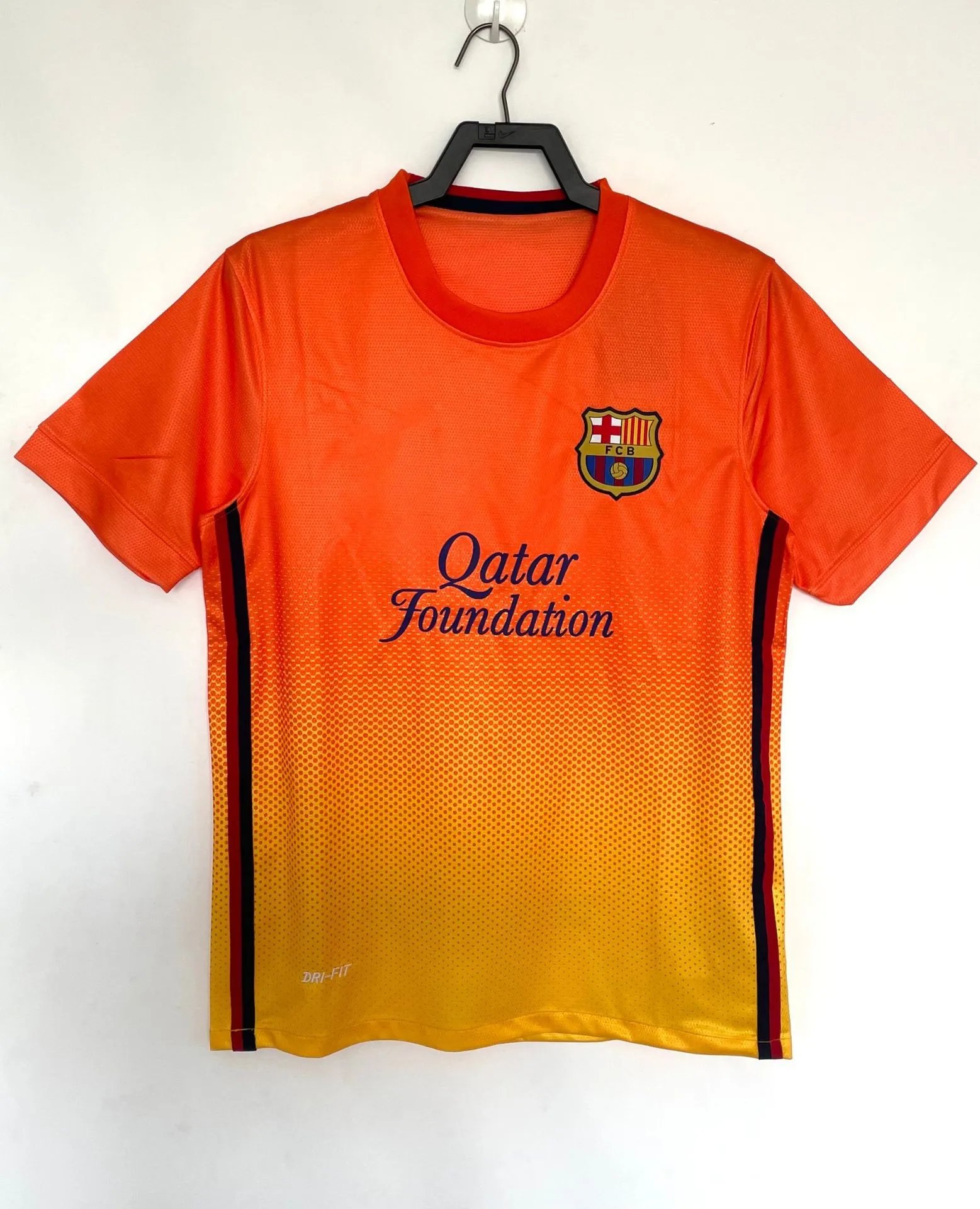Design Newcastle United 1995-96 Away Jersey Navy Green Orange Jersey - 16