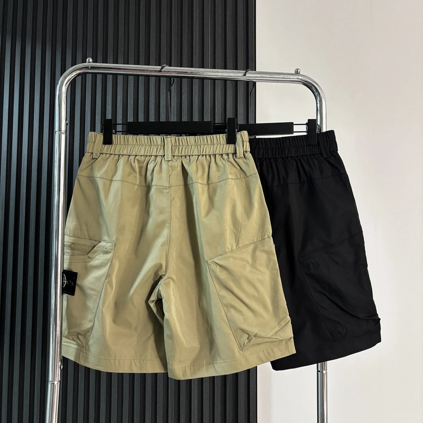 Stone Island Shadow Project Cargo Shorts Black - 3