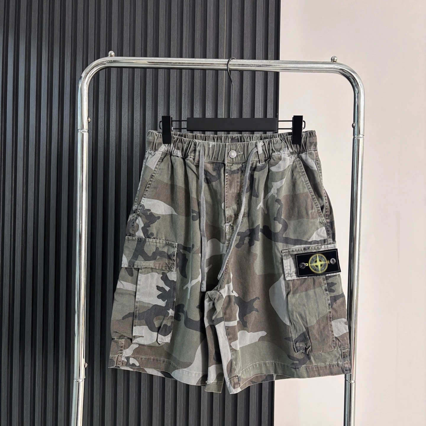 Stone Island Camo Cargo Shorts Army Green - 4
