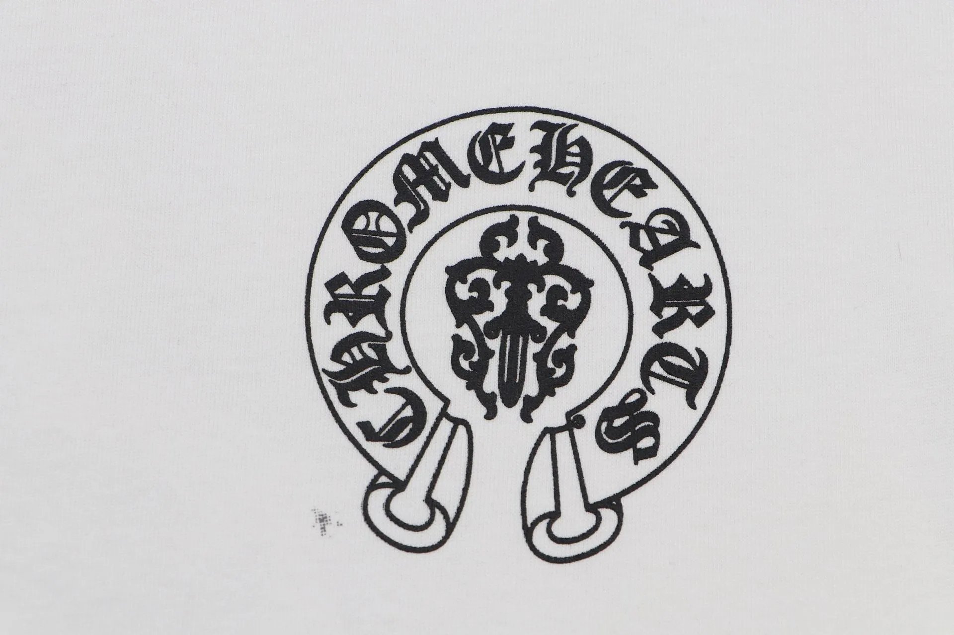 Versace Medusa Embroidered White T-Shirt - 10