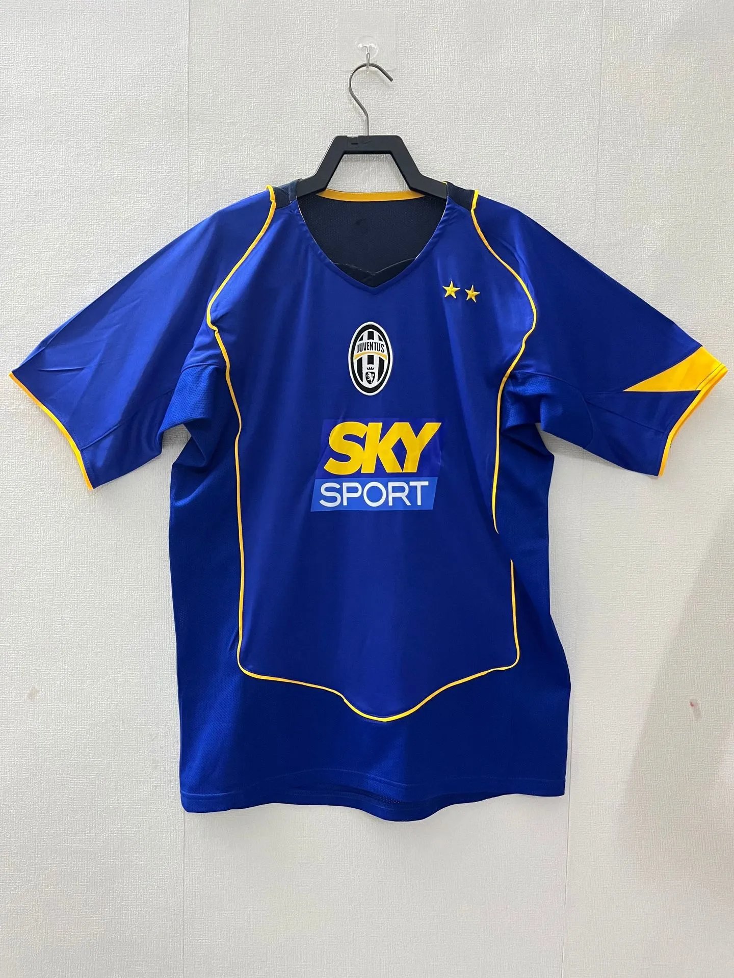 Juventus Training Jersey Blue with Yellow Accents Jersey - 1