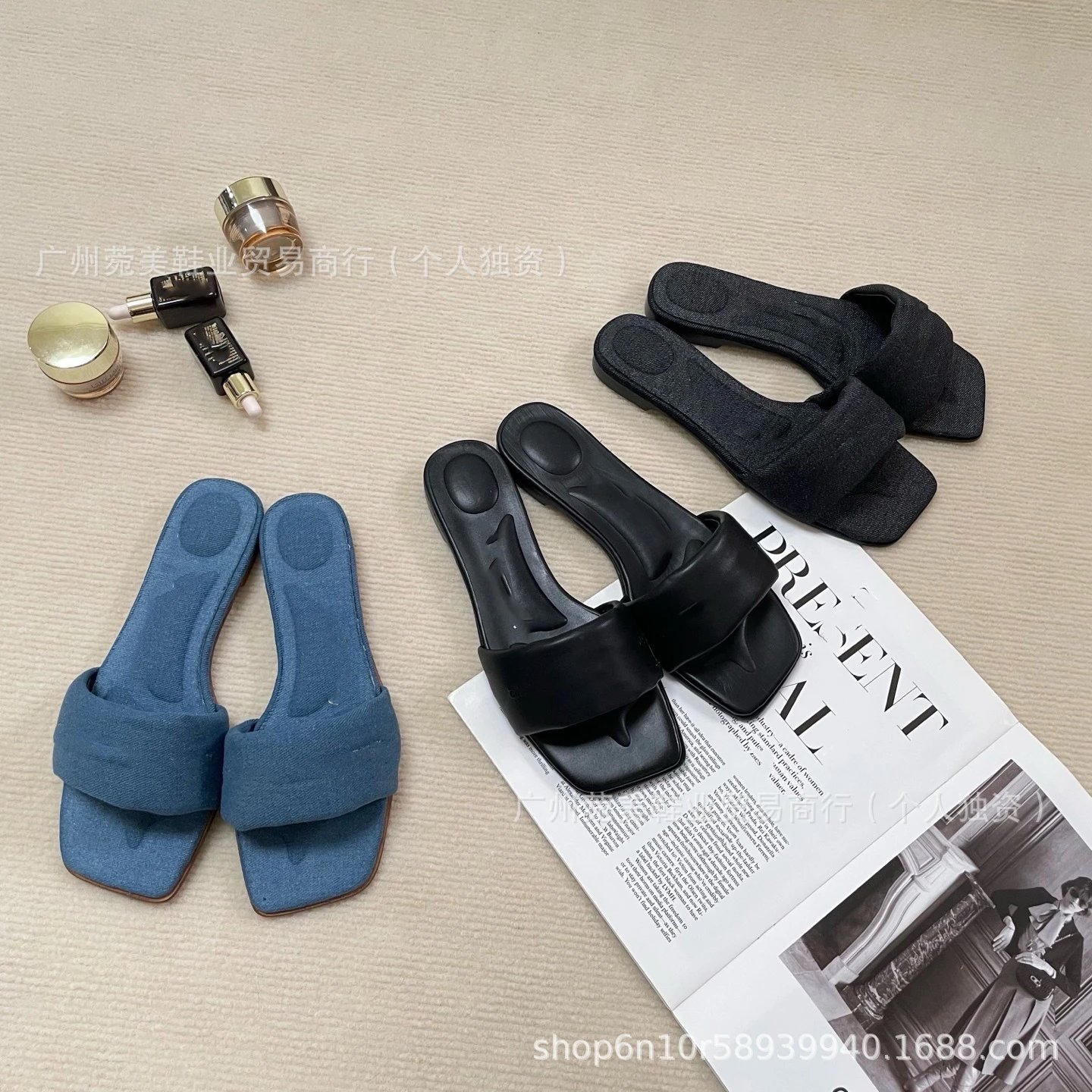 Design Square-Toe Slide Sandals Black Slippers - 4