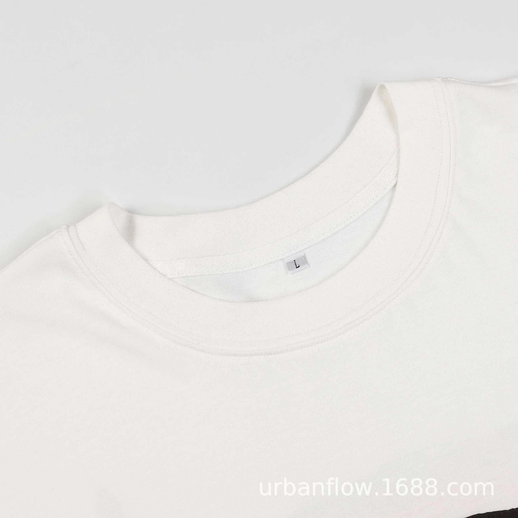 Design Bornstar CD Graphic Cropped T-Shirt White T-Shirts - 6