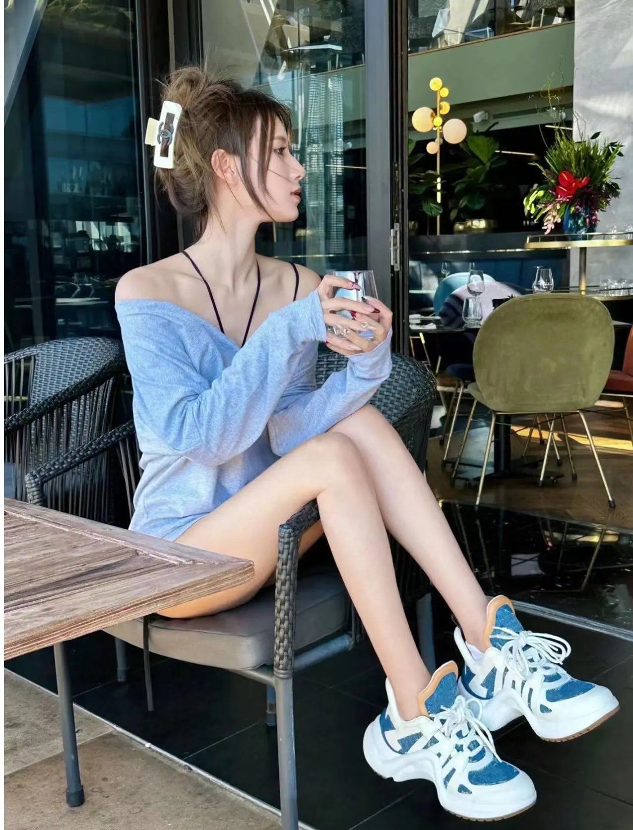 Louis Vuitton Archlight White and Sky Blue Sneakers Chunky Sneakers - 3