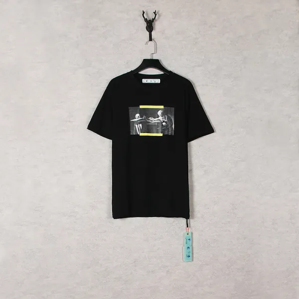 Off-White Graphic Print Black T-Shirt - 1