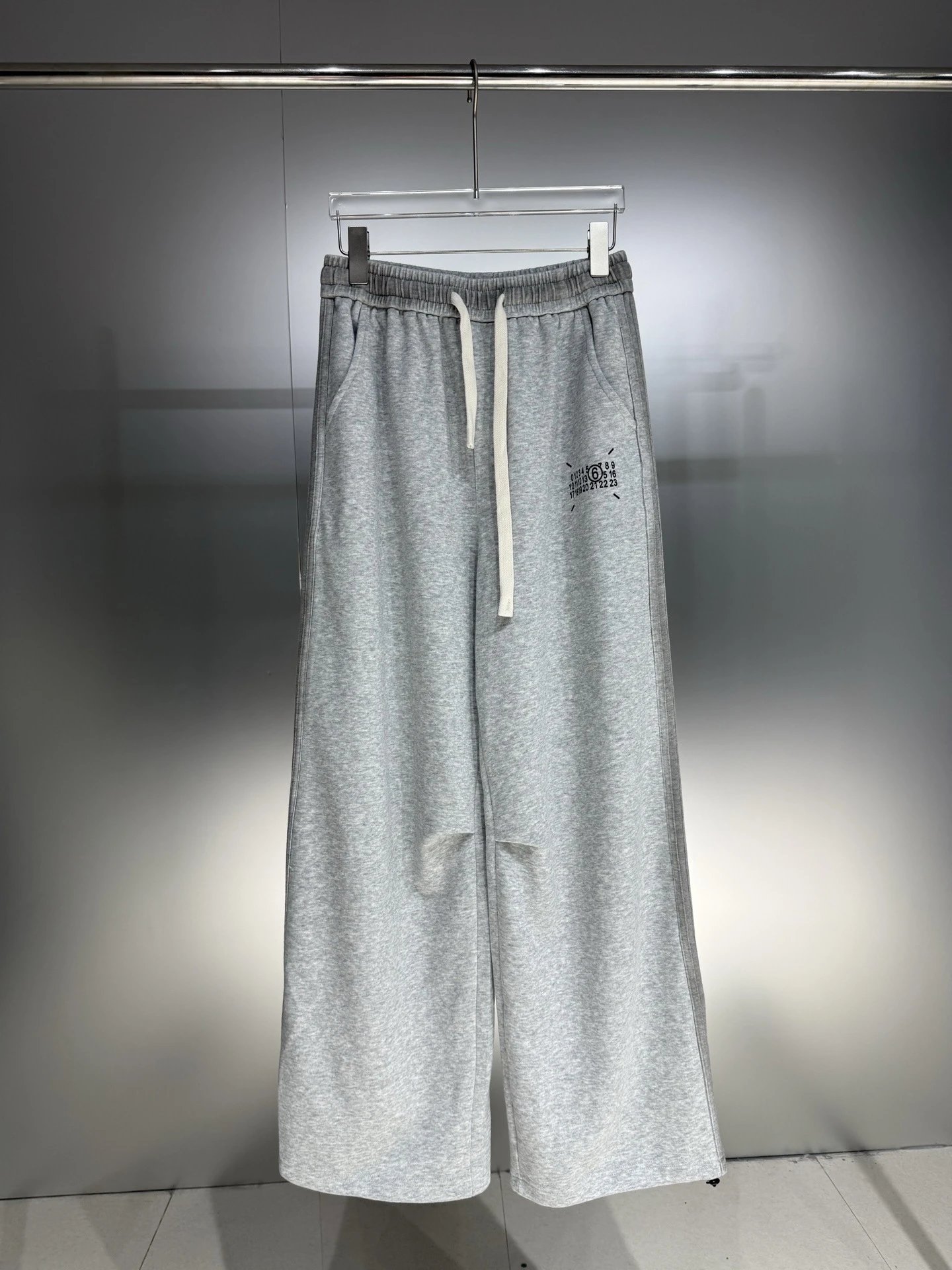 Maison Margiela Tabi Sweatpants Gray - 10