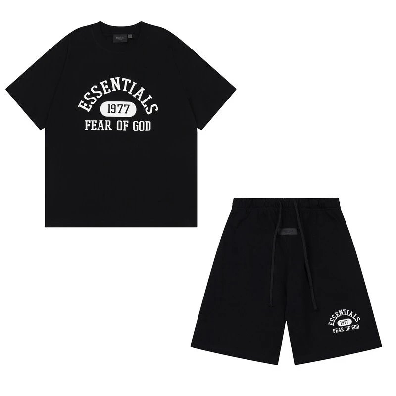 Fear of God Essentials 1977 Arch Logo Black T-Shirt and Shorts Set - 15