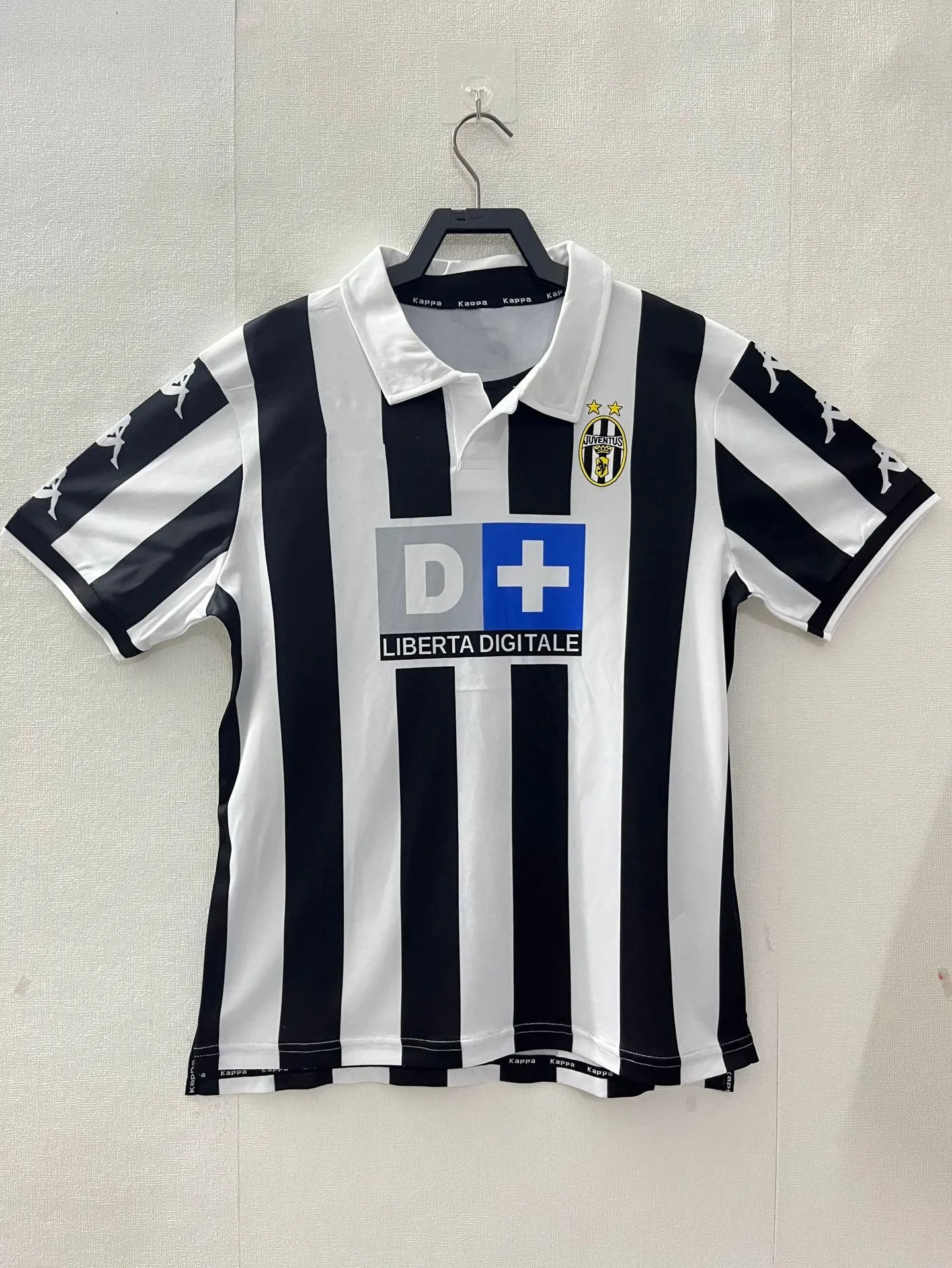 Design Sporting CP x NOS 2023-24 Home Jersey White / Green Striped Jersey - 24