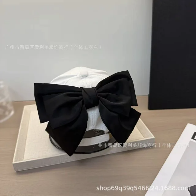 Chanel Hats Rhinestone Double-C Bow Baseball Cap product detail image 8