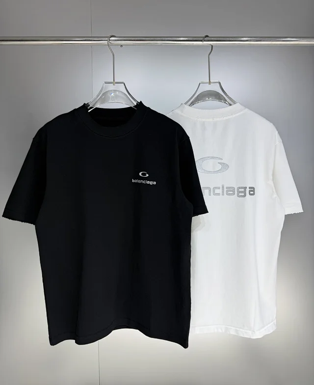 Balenciaga Multiple graphic T-shirt designs product detail image 11