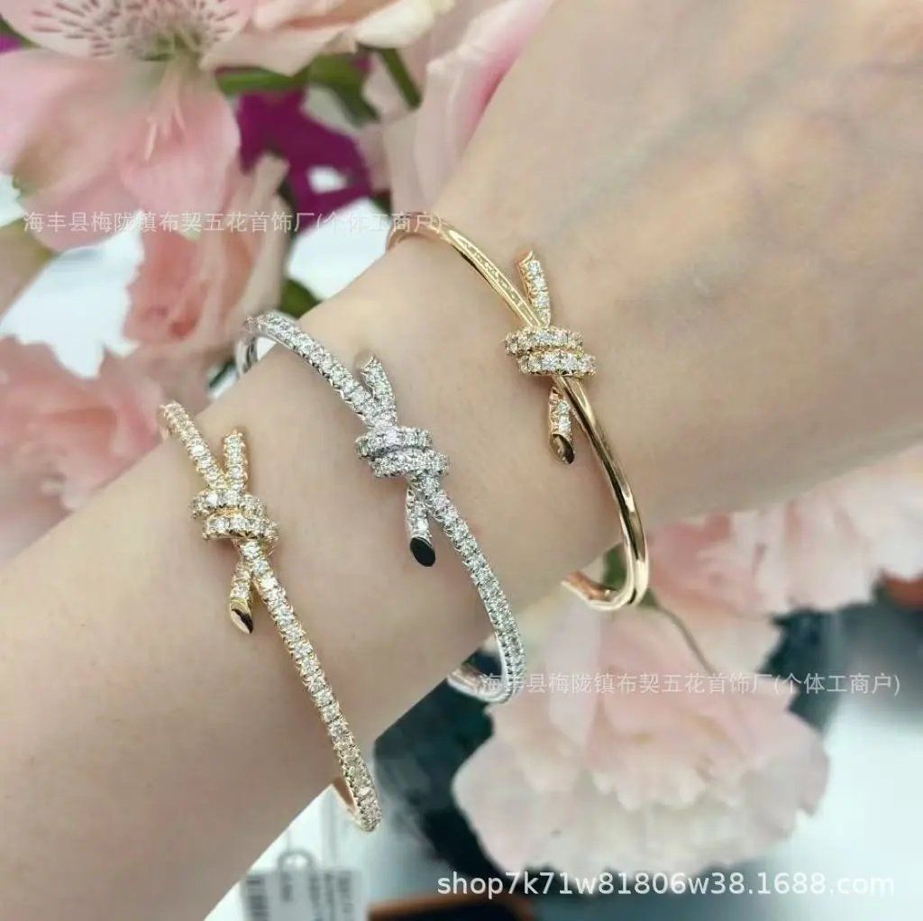 Design Knot-Style Crystal-Embellished Bangle Bracelet Jewelry - 5