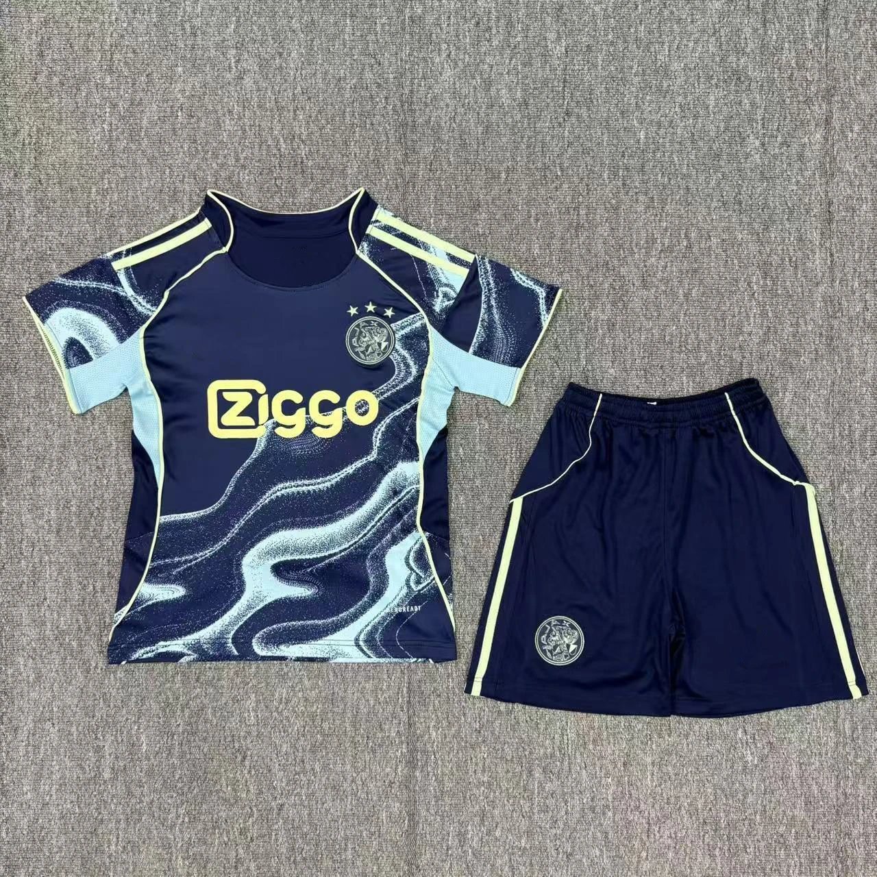 Design Newcastle United 2023-24 Third Kit Green / White Jersey and Shorts Set Sets - 11