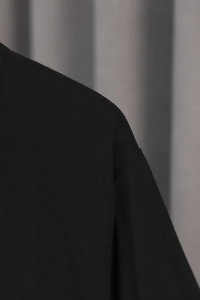 Prada Logo-Print Black T-Shirt - 5